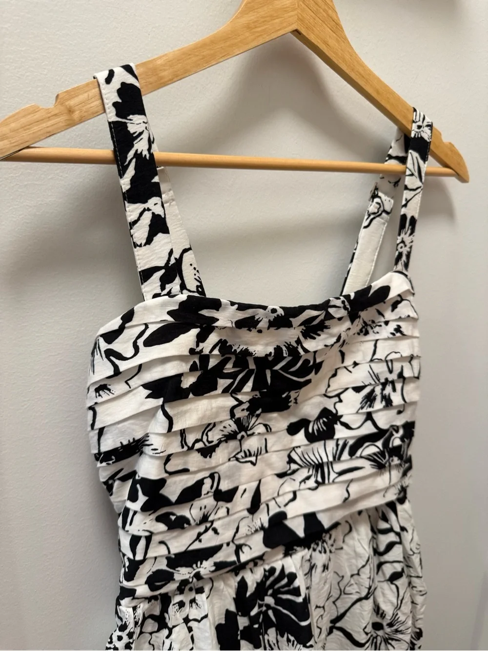 Abercrombie & Fitch Black and White Floral Tiered Maxi Dress